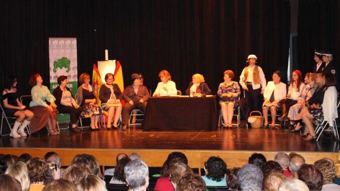 El-taller-de-teatro-de-Afammer-celebro-su-bautismo-escenico