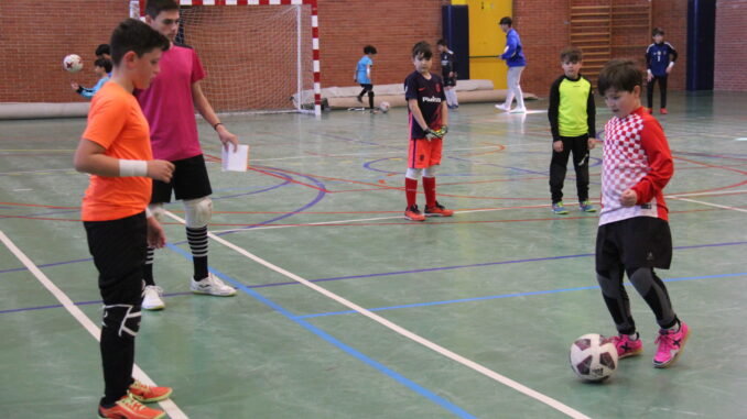 El-CD-Futsal-Alcazar-organiza-unas-jornadas-para-porteros-en-el-Pabellon-Picasso