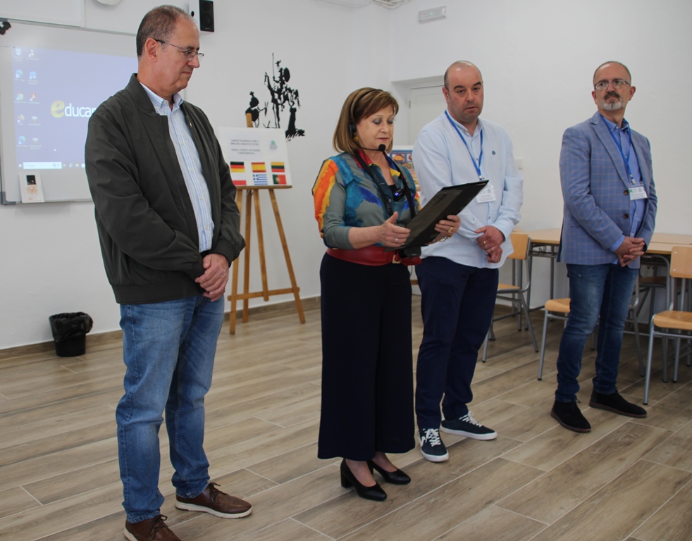 Foto Biblioteca M Navarro inauguración Biblioteca M Navarro-2