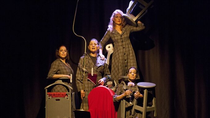 Las-Ninas-de-Cadiz-con-su-funcion-Premio-MAX-al-Mejor-Espectaculo-este-viernes-en-Valdepenas