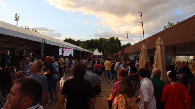 Rosa-Melchor-hace-un-balance-muy-positivo-de-la-XV-Feria-de-los-Sabores-con-una-estimacion-de-asistencia-de-60.000-personas