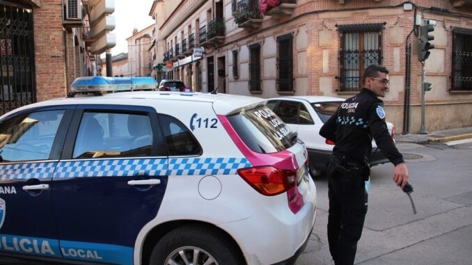 Dos-heridos-leves-en-un-accidente-de-trafico-al-saltarse-un-semaforo-en-rojo