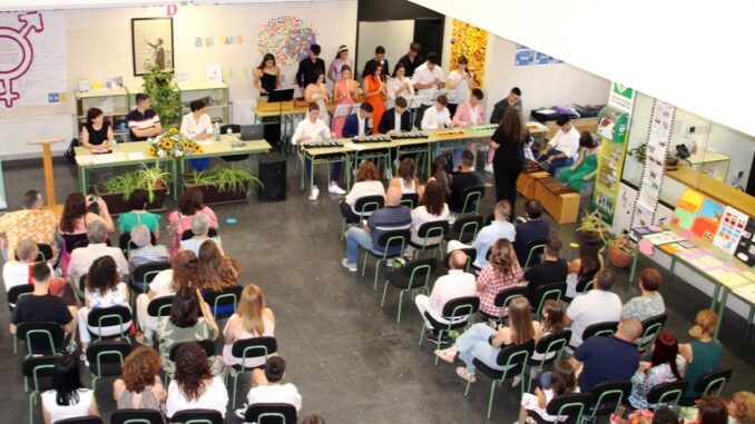 El-IES-Clara-Campoamor-gradua-a-58-alumnos-de-cuarto-de-ESO