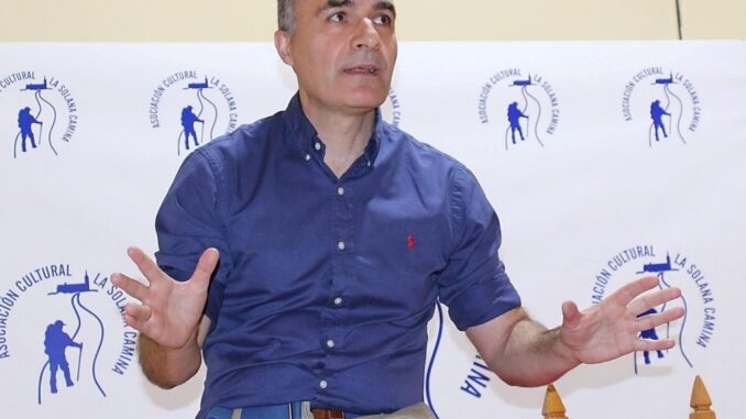 El-doctor-De-la-Osa-desgrano-todos-los-beneficios-que-aporta-el-senderismo