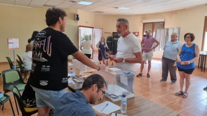 Jesus-Martin-anima-a-la-ciudadania-a-votar-en-unas-elecciones-trascendentales-para-la-sociedad-espanola
