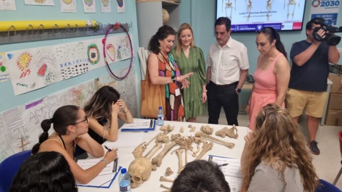 Universitarios-participan-en-Valdepenas-en-el-segundo-taller-de-antropologia-fisica-y-forense