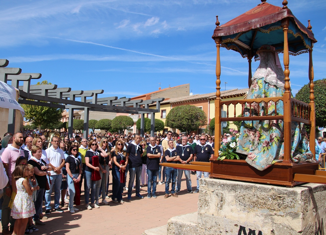 - Virgen himno