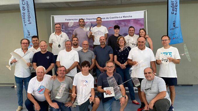 Alcazar-de-San-Juan-celebra-su-primer-Campeonato-de-Espana-de-Aeromodelismo-F1ML-y-F1L-Indoor