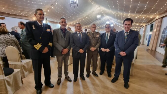 Jesus-Martin-hace-un-llamamiento-a-las-nuevas-generaciones-para-que-se-acerquen-al-Ejercito