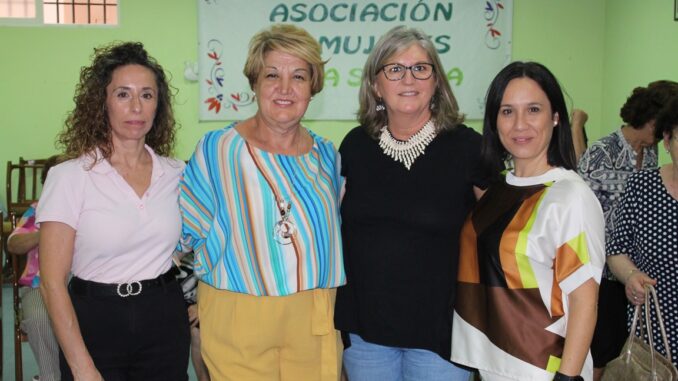 La-Asociacion-de-Mujeres-reanuda-sus-cafes-coloquio-con-un-taller-sobre-desarrollo-personal