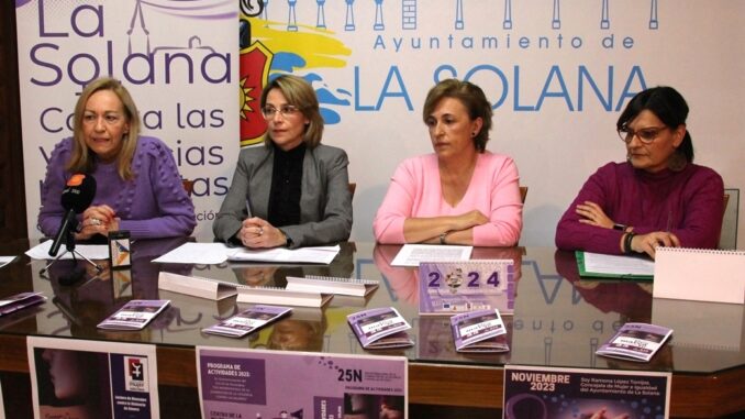 25N-El-Ayuntamiento-se-vuelca-contra-la-violencia-machista