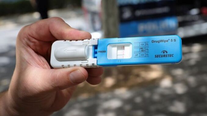 Denunciado-un-hombre-de-42-anos-que-conducia-drogado
