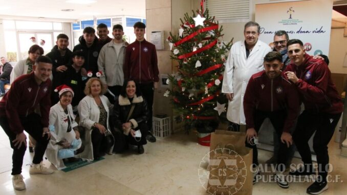 Visita-a-los-enfermos-del-Hospital-Santa-Barbara