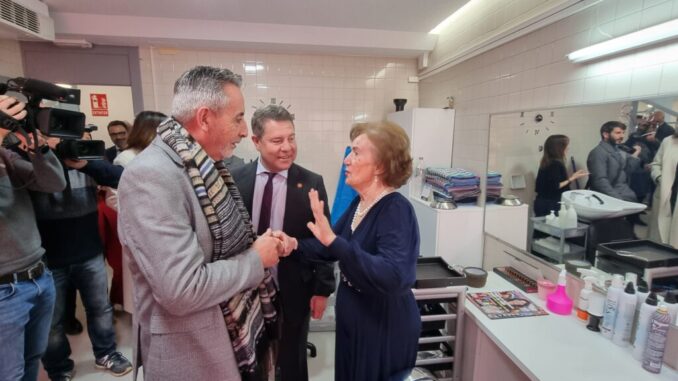 El-Centro-de-Mayores-de-Bonillas-reabre-sus-puertas-totalmente-renovado