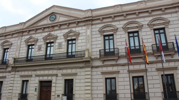 El-primer-Pleno-Municipal-de-Alcazar-de-San-Juan-para-el-ano-2024-se-salda-con-la-aprobacion-de-la-adjudicacion-del-contrato-de-Limpieza-Viaria
