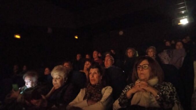 Valdepenas-congrega-a-104-mayores-con-la-actividad-‘Cine-y-palomitas