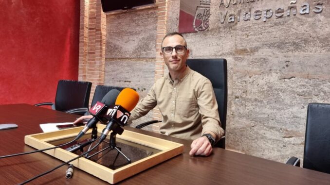Sevilla-destaca-el-exito-de-las-actividades-y-la-alta-participacion-en-el-Carnaval-de-Valdepenas
