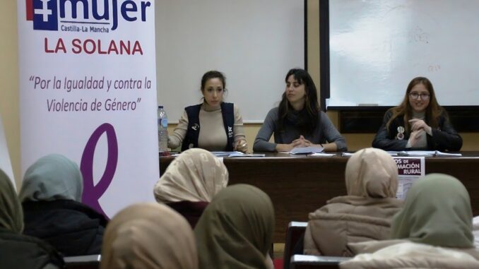 El-Centro-de-la-Mujer-promociona-el-proyecto-‘Nosotras-las-inmigrantes