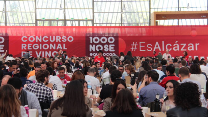 El-Concurso-Regional-de-Vinos-‘1000-no-se-equivocan-llena-un-ano-mas-el-pabellon-Vicente-Paniagua-de-cultura-vinicola