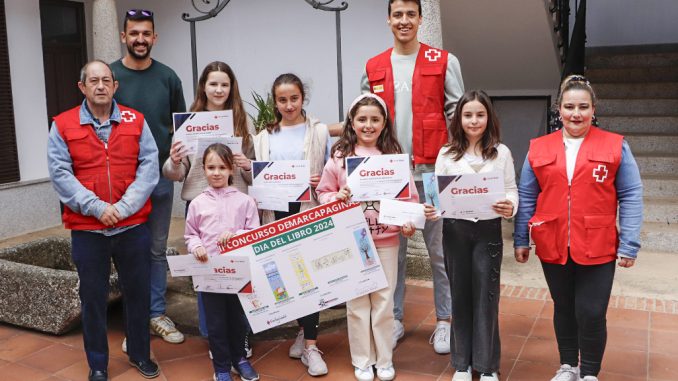 Cruz-Roja-Juventud-entrega-en-Almodovar-del-Campo-los-premios-de-su-II-Certamen-de-Marcapaginas