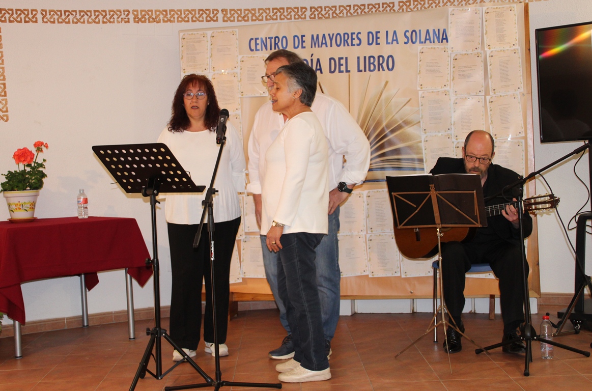 Día Libro C Mayores poema