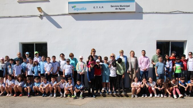 Los-colegiales-aprenden-el-ciclo-del-agua-Hay-que-fomentar-el-consumo-responsable