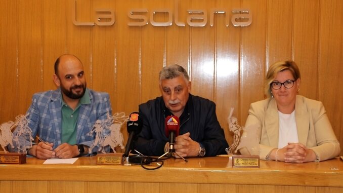 ‘La-Solanera-entrega-el-viernes-los-trofeos-a-los-triunfadores-del-III-Certamen-de-Novilladas
