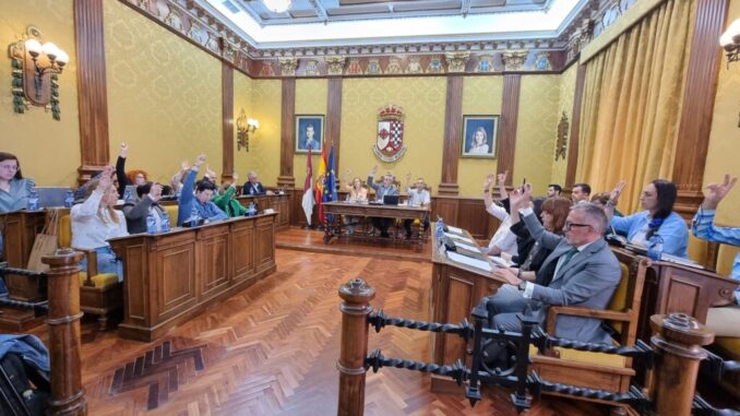 El-Ayuntamiento-de-Valdepenas-suprime-la-plusvalia-en-los-nuevos-presupuestos