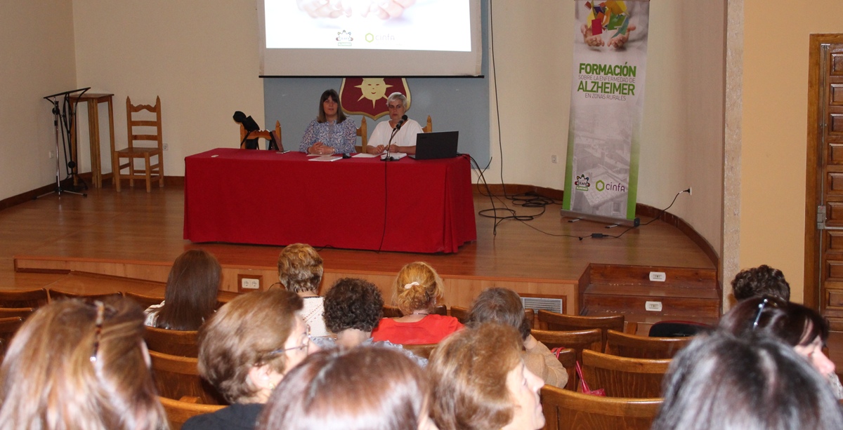 Foto Charla Alzhemier público - Charla Alzheimer público