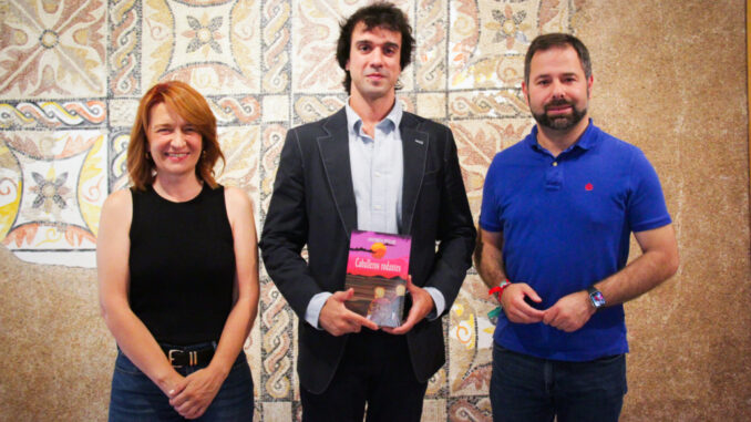 Andres-Pinar-presenta-en-el-Museo-Municipal-de-Alcazar-de-San-Juan-su-cuarta-novela-Caballeros-Rodantes