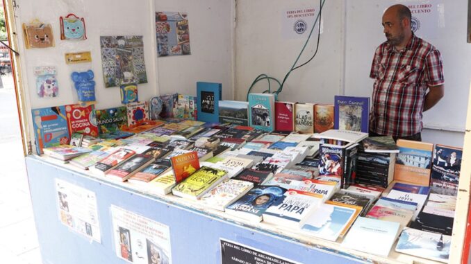 Argamasilla-de-Calatrava-abre-su-I-Feria-del-Libro-asentando-en-la-memoria-a-Domingo-Carneros-Arias
