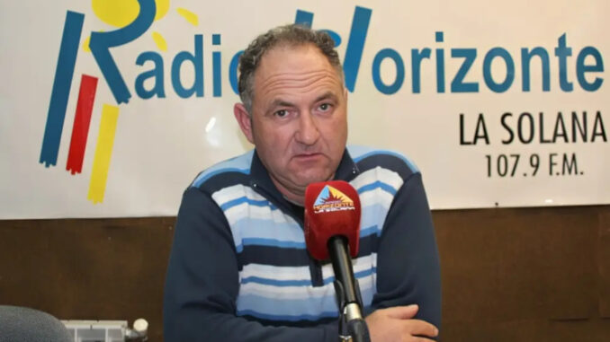 divTierras-raras-Si-queremos-beber-agua-comer-y-casi-respirar-hay-que-parar-el-proyectodiv