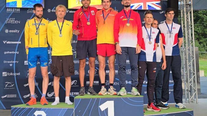 Pedro-Juli-Moreno-campeon-del-mundo-de-cross-por-equipos-en-Master-35