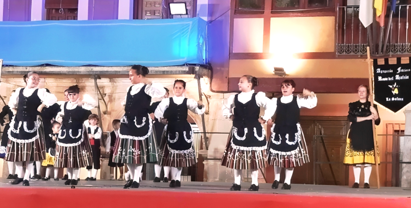 -Escuela de folklore de La Solana