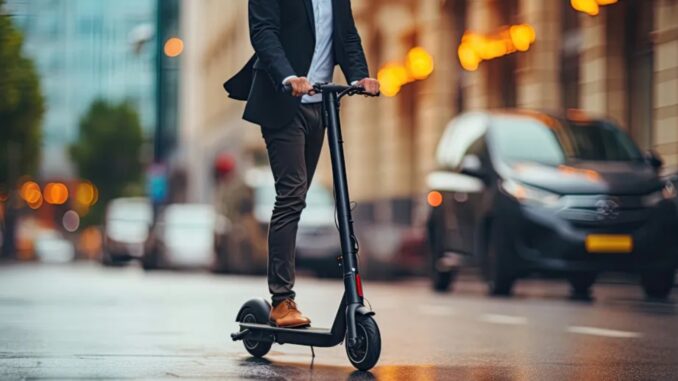 Denunciado-el-conductor-de-un-patinete-electrico-por-positivo-en-cocaina