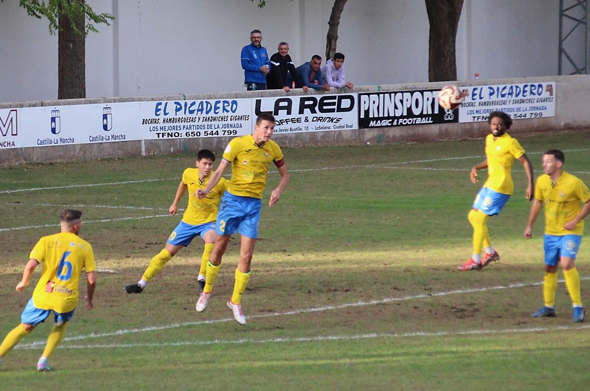 -CF defensa