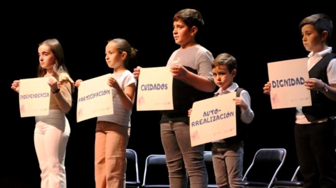 Nuestros-mayores-reivindicaron-su-importante-papel-en-su-dia-internacional