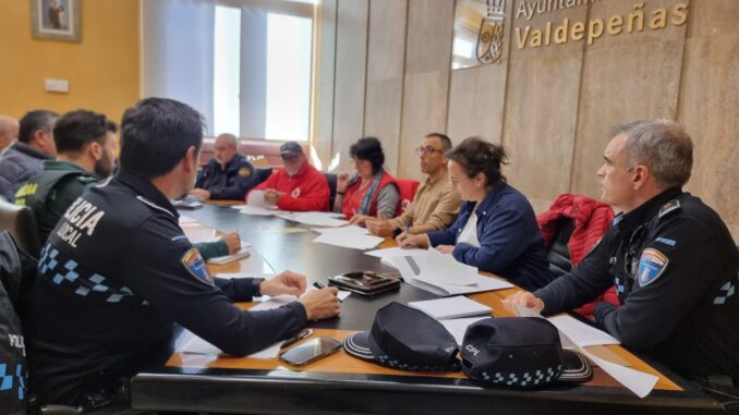 Valdepenas-celebra-la-Junta-Local-de-Seguridad-de-cara-a-las-fiestas-de-Navidad