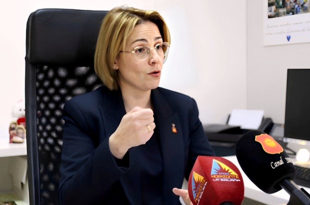 -Luisa_Márquez_durante_la_entrevista-1.jpg