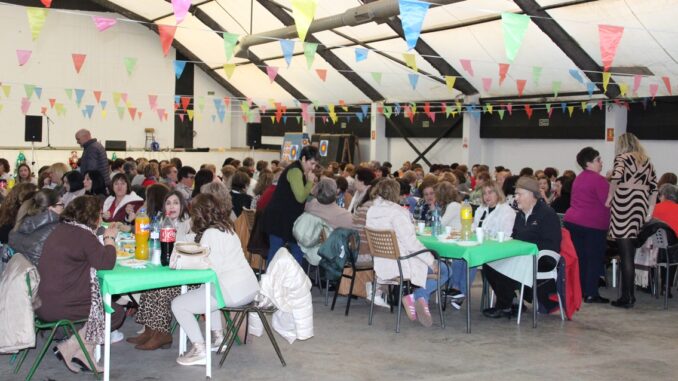 Afammer-La-Solana-comenzo-el-ano-comiendo-roscon