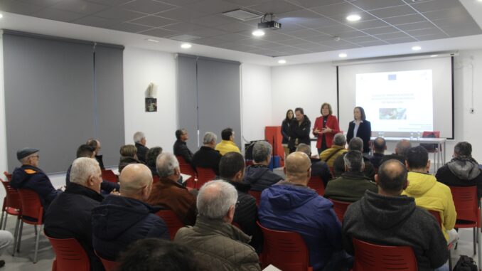 Alrededor-de-35-personas-asisten-a-Alcazar-para-renovar-su-carnet-de-Manipulador-de-Productos-Fitosanitarios