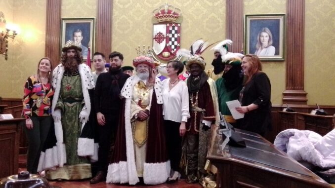 Los-Reyes-Magos-reparten-1.300-euros-en-el-sorteo-de-‘Valdepenas-te-regala-Navidad