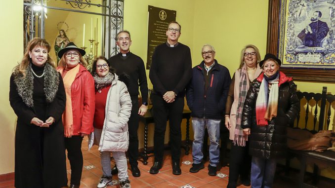 ‘Torre-de-Damas-y-AFAMMER-entregan-otros-2.300-euros-para-las-obras-del-suelo-y-subsuelo-de-la-iglesia-de-Almodovar