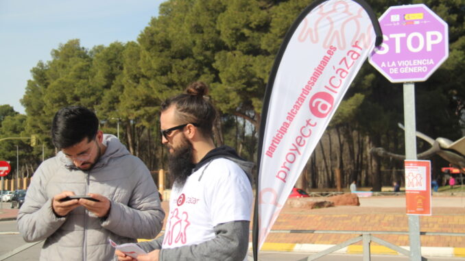 El-Ayuntamiento-coloca-una-mesa-informativa-para-promocionar-la-fase-de-votacion-de-los-Presupuestos-Participativos