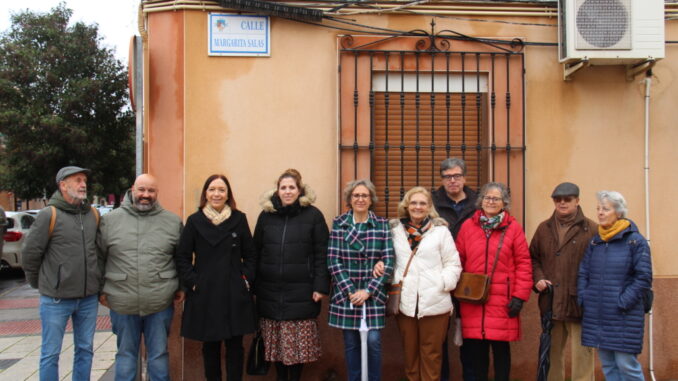 El-Ayuntamiento-de-Alcazar-conmemora-el-Dia-de-la-Mujer-y-la-Nina-en-la-Ciencia-poniendo-el-nombre-de-Margarita-Salas-a-una-calle-de-la-ciudad