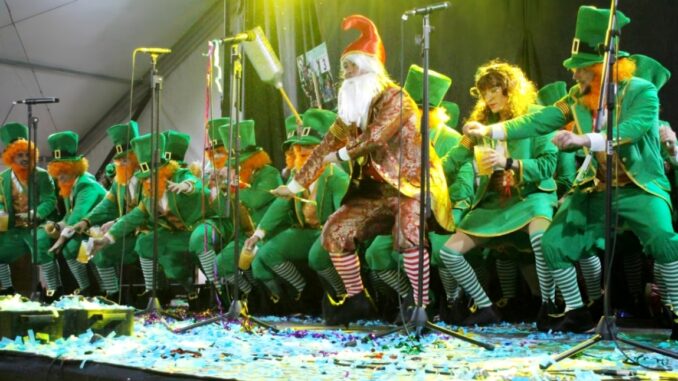 Los-Fritangas-reinan-en-un-brillante-y-renido-concurso-de-murgas