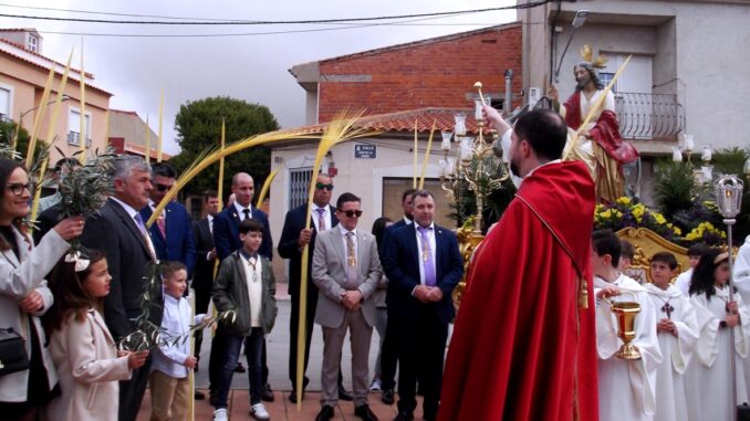 La-Borriquilla-desfilo-en-un-novedoso-Domingo-de-Ramos