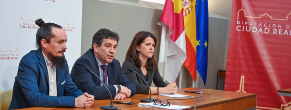 Valverde-pide-paciencia-al-PSOE-y-lamenta-que-por-primera-en-la-historia-de-FENAVIN-la-oposicion-de-la-Diputacion-cuestione-y-critique-la-feria