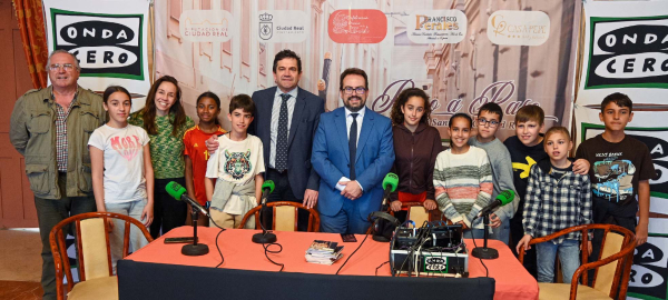 Valverde-remarca-el-compromiso-de-la-Diputacion-de-Ciudad-Real-con-la-promocion-de-la-Semana-Santa-que-se-consolida-con-una-nueva-convocatoria-de-1-millon-de-euros-para-hermandades