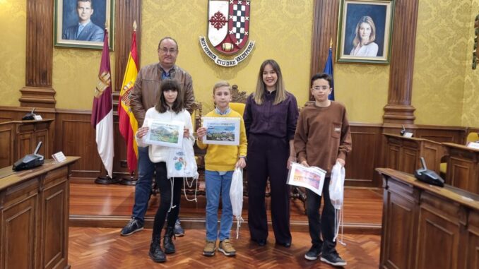 Sanchez-destaca-la-importancia-de-la-educacion-ambiental-entre-los-mas-jovenes